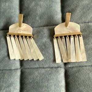 Kendra Scott Gold and Cream Dangle Earrings